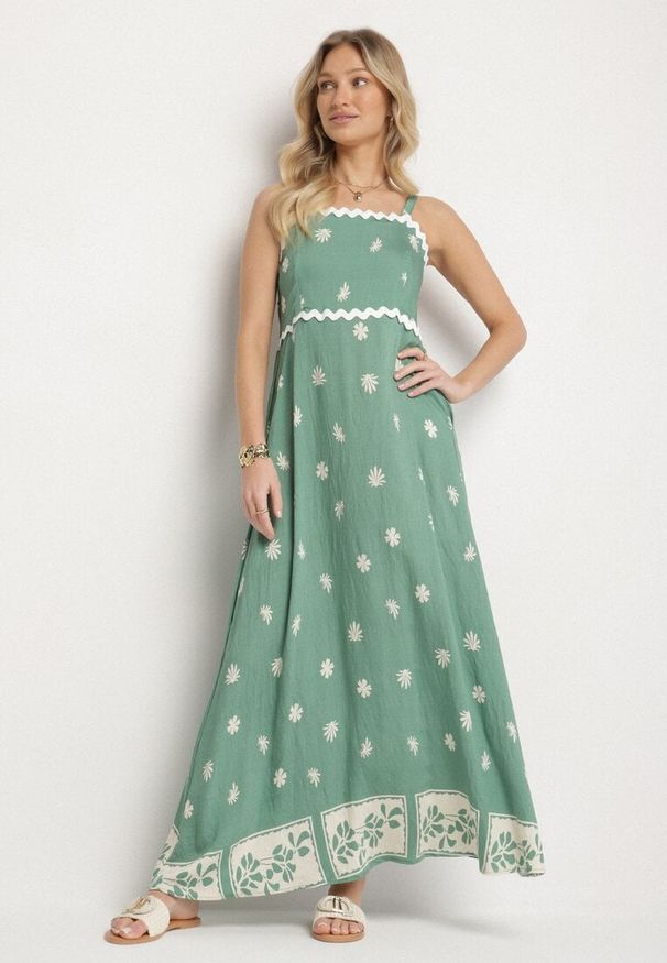 Born2be - Zielona Wiskozowa Sukienka z Geometrycznym Wzorem Lenirisa. Okazja: na co dzień. Kolor: zielony. Materiał: wiskoza. Długość rękawa: na ramiączkach. Wzór: geometria. Typ sukienki: proste. Styl: klasyczny, casual, elegancki