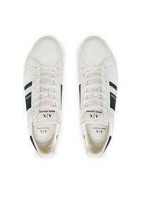 Armani Exchange Sneakersy XUX173 XV666 N481 Biały. Kolor: biały. Materiał: materiał