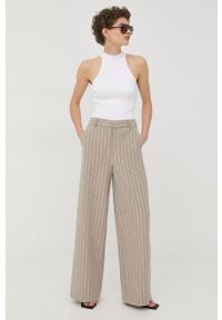 GESTUZ - Gestuz spodnie damskie kolor beżowy szerokie high waist. Stan: podwyższony. Kolor: beżowy