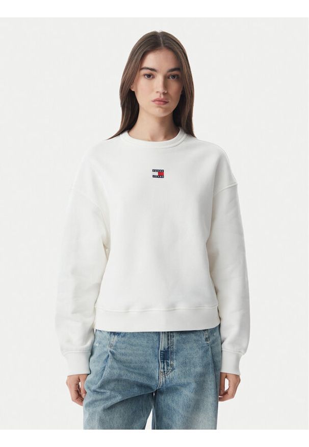 Tommy Jeans Bluza DW0DW17325 Biały Boxy Fit. Kolor: biały. Materiał: bawełna