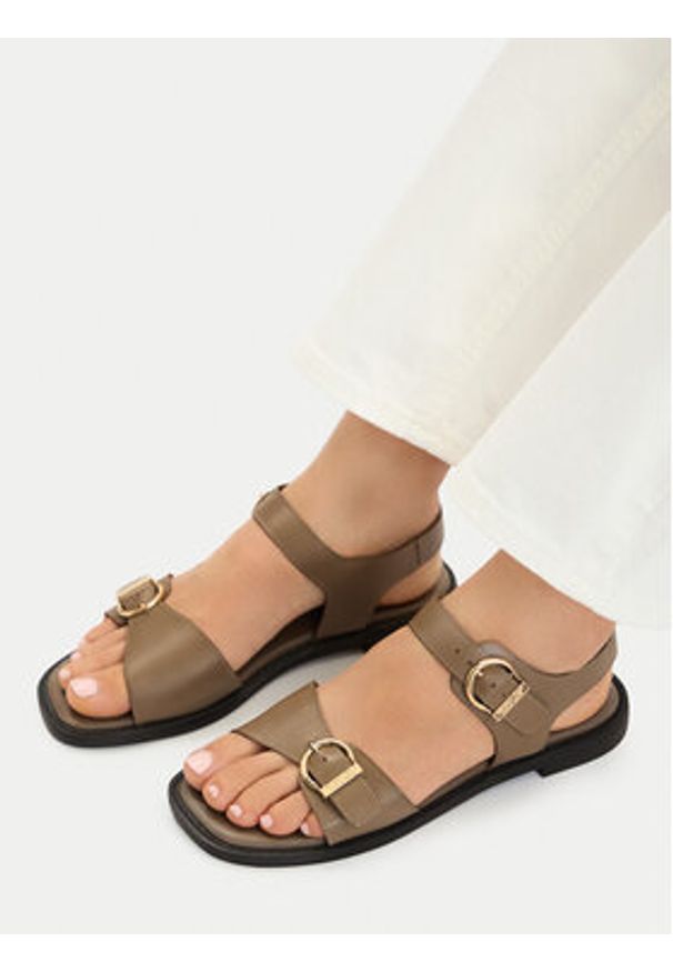 Beverly Hills Polo Club Sandały EO-WI16-ALYSHA-03 Beżowy ciemny. Kolor: beżowy. Materiał: skóra