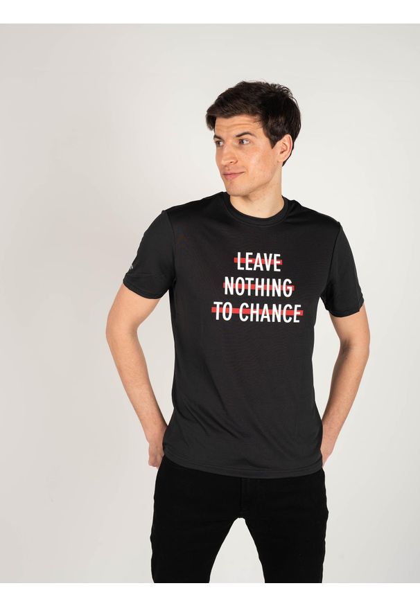 North Sails X Prada T-shirt "Mistral" | 45 2303 000 | T-shirt Mistral | Mężczyzna | Czarny. Okazja: na co dzień. Kolor: czarny. Materiał: poliester. Wzór: nadruk, aplikacja. Styl: casual