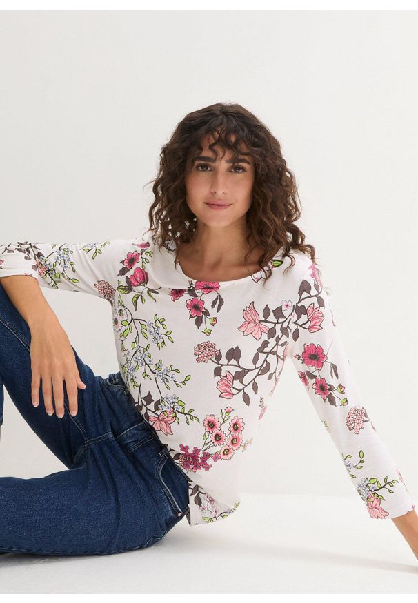 bonprix - Shirt w kwiaty. Kolor: biały. Materiał: wiskoza. Wzór: kwiaty