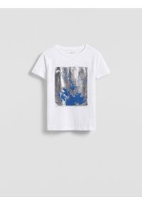 Reserved - Bawełniany t-shirt z nadrukiem - biały. Kolor: biały. Materiał: bawełna. Wzór: nadruk