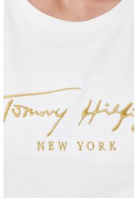 TOMMY HILFIGER - Tommy Hilfiger - T-shirt bawełniany. Okazja: na co dzień. Kolor: beżowy. Materiał: bawełna. Wzór: aplikacja. Styl: casual #4