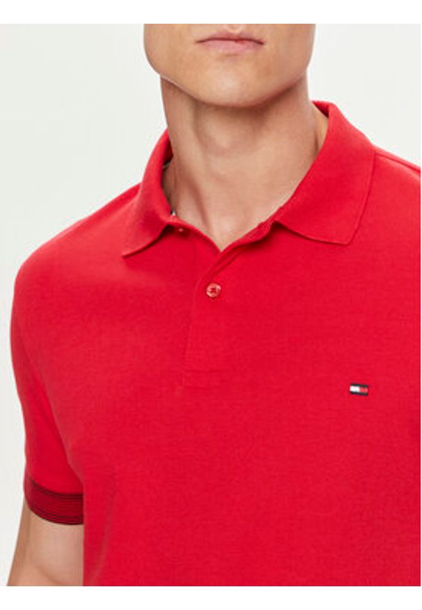 TOMMY HILFIGER - Tommy Hilfiger Polo Flag MW0MW34780 Czerwony Slim Fit. Typ kołnierza: polo. Kolor: czerwony. Materiał: bawełna, wiskoza