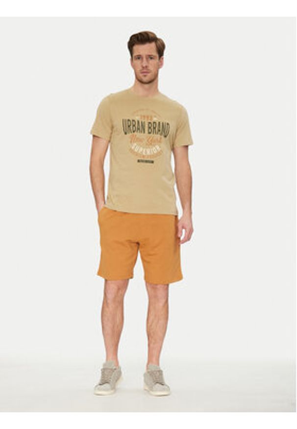 Blend T-Shirt 20717759 Beżowy Regular Fit. Kolor: beżowy. Materiał: bawełna