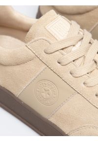 Big-Star - Sneakersy damskie ze skóry naturalnej zamszowej beżowe SS274689 801. Okazja: na co dzień. Kolor: beżowy. Materiał: zamsz, skóra. Szerokość cholewki: normalna #3