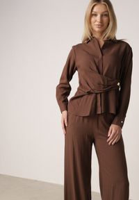 Born2be - Brązowy Wiskozowy Komplet Asymetryczna Koszula i Spodnie z Kieszeniami Moneia. Kolor: brązowy. Materiał: wiskoza #5