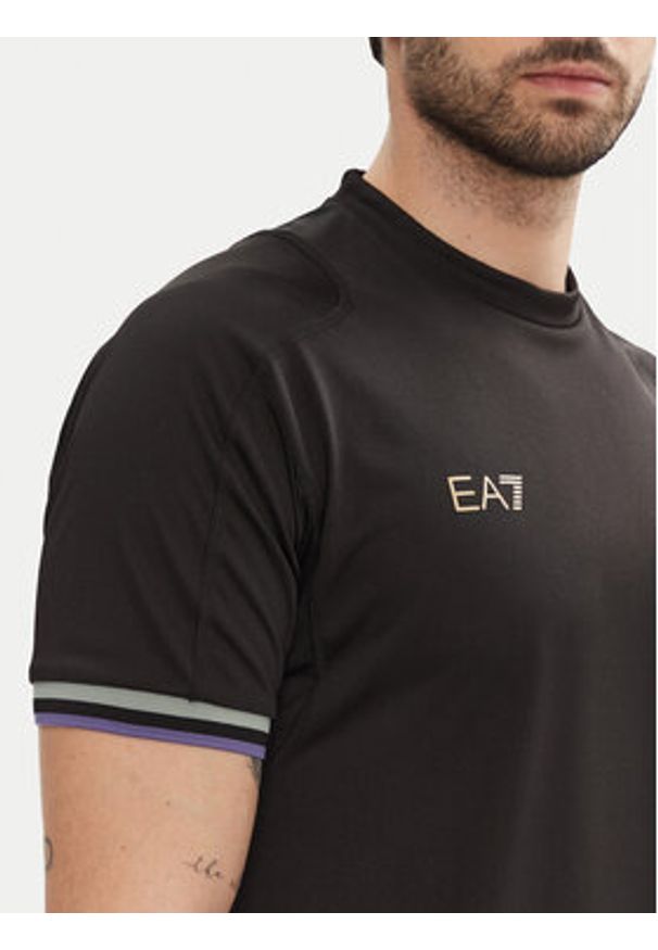 EA7 Emporio Armani T-Shirt 7M000256 AF13537 UC001 Czarny Regular Fit. Kolor: czarny. Materiał: syntetyk