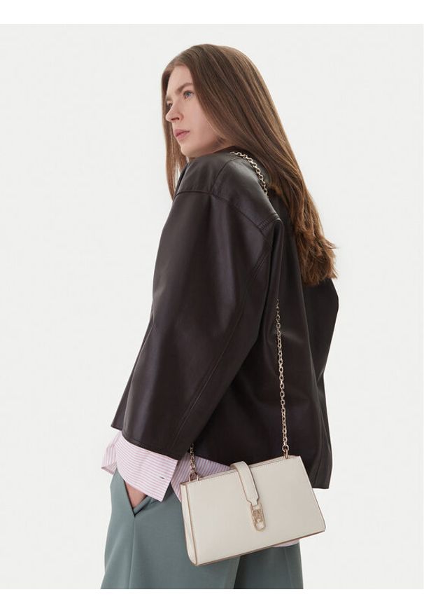 TOMMY HILFIGER - Tommy Hilfiger Torebka Th Libre Chain Crossover AW0AW18614 Beżowy. Kolor: beżowy. Materiał: skórzane