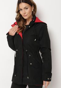 Born2be - Czarno-Czerwona Dwustronna Kurtka Parka z Odpinanym Kapturem Ściągana Sznurkiem Camaria. Okazja: na spacer. Kolor: czarny. Materiał: jeans #1