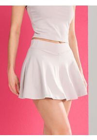 Sinsay - Spódnico-spodenki Gym Hard - kremowy. Kolor: kremowy #1