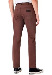 Wrangler - SPODNIE MĘSKIE WRANGLER GREENSBORO COCO BROWN W15QW3H07