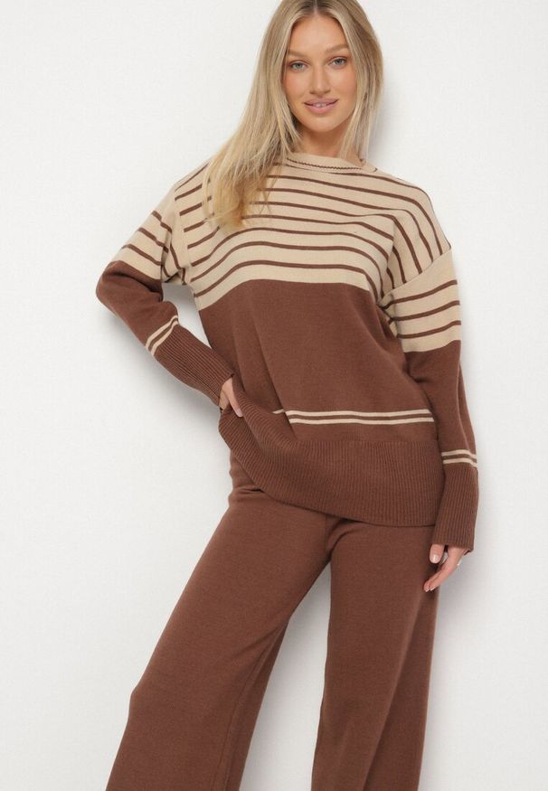 Born2be - Brązowy Dzianinowy Komplet z Wełną Sweter w Paski i Spodnie Raleina. Kolor: brązowy. Materiał: dzianina, wełna. Wzór: paski