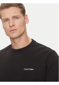 Calvin Klein Bluza Linear Box Logo K10K114259 Czarny Regular Fit. Kolor: czarny. Materiał: bawełna