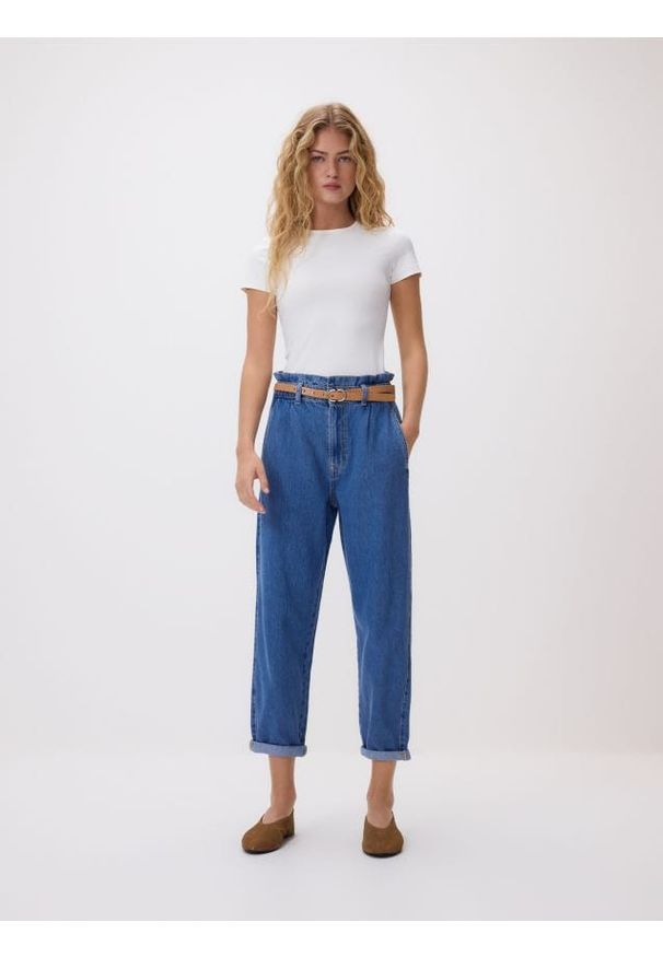 Reserved - Jeansy paperbag - niebieski. Kolor: niebieski