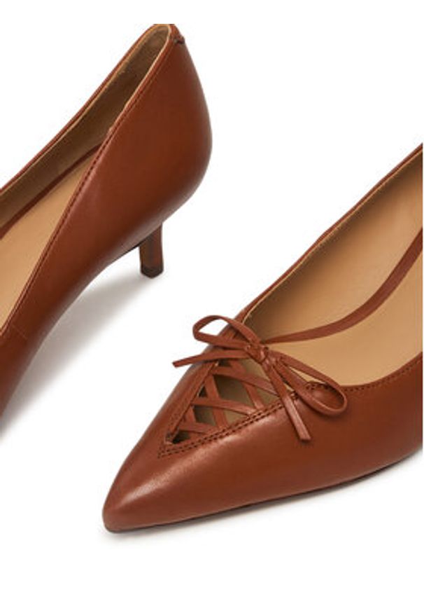 Lauren Ralph Lauren - LAUREN RALPH LAUREN Szpilki 802P06371002 Brązowy. Kolor: brązowy. Materiał: skóra. Obcas: na szpilce