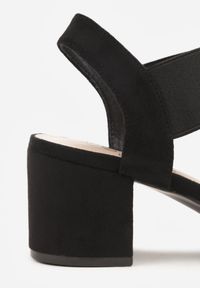 Born2be - Czarne Sandały z Imitacji Zamszu na Słupku Ianolis. Okazja: na co dzień. Kolor: czarny. Materiał: zamsz. Obcas: na słupku. Styl: casual, elegancki, klasyczny. Wysokość obcasa: średni #6