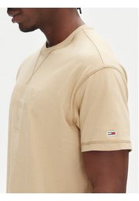 Tommy Jeans T-Shirt Tonal Crest DM0DM20805 Beżowy Relaxed Fit. Kolor: beżowy. Materiał: bawełna #3
