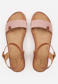 Renee - Różowe Sandały VICES w Stylu Basic z Paskiem z Klamerką Loretha. Okazja: na co dzień. Zapięcie: pasek. Kolor: różowy. Styl: casual, street #7