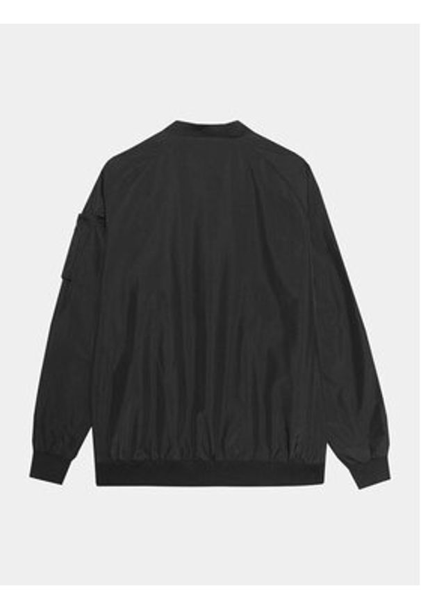 4f - 4F Kurtka bomber 4FWSS24TJACM151 Czarny Regular Fit. Kolor: czarny. Materiał: syntetyk
