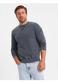 Ombre Clothing - Washowana bluza męska z ozdobnym przeszyciem przy dekolcie - granatowa V4 - Rozmiar: L. Kolor: niebieski. Materiał: jeans, materiał, poliester, bawełna. Wzór: haft