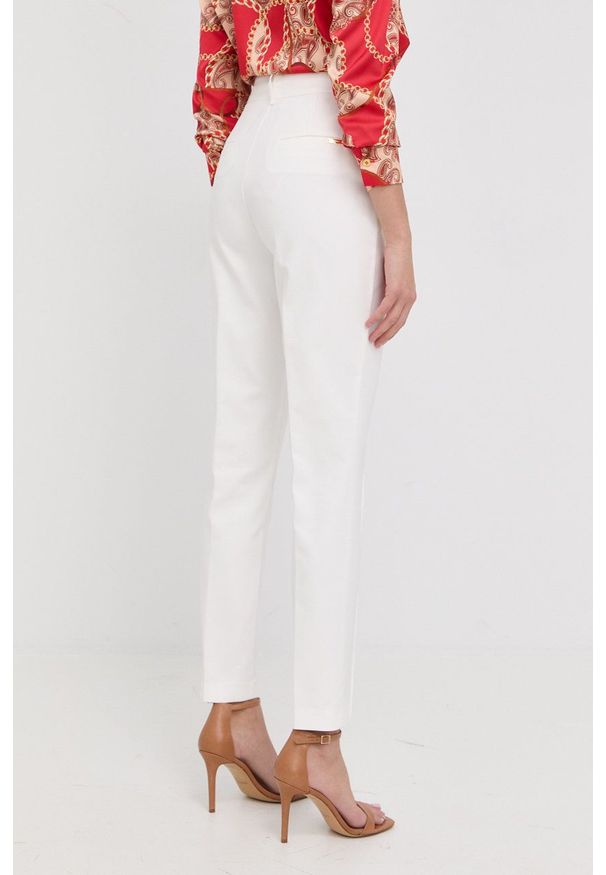 Marciano Guess spodnie damskie kolor biały dopasowane high waist. Stan: podwyższony. Kolor: biały