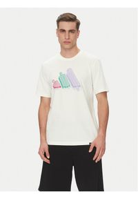 Adidas - adidas T-Shirt Lounge Ice Graphic JJ4020 Biały Regular Fit. Kolor: biały. Materiał: bawełna