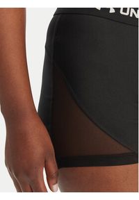 Under Armour Szorty sportowe HeatGear® 6011354 Czarny Slim Fit. Kolor: czarny. Materiał: syntetyk #3