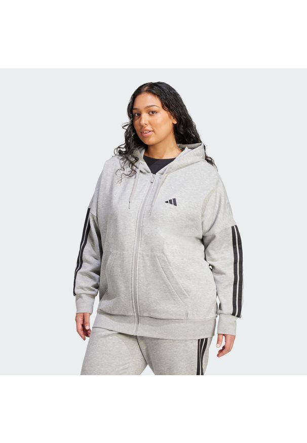 Adidas - Bluza Essentials 3-Stripes Full-Zip Fleece Hoodie (Plus Size). Typ kołnierza: kaptur. Kolekcja: plus size. Kolor: wielokolorowy, czarny, szary. Materiał: materiał