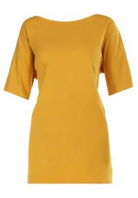 Born2be - Żółty T-shirt Kissosi. Kolor: żółty. Materiał: dzianina. Długość rękawa: krótki rękaw. Długość: krótkie
