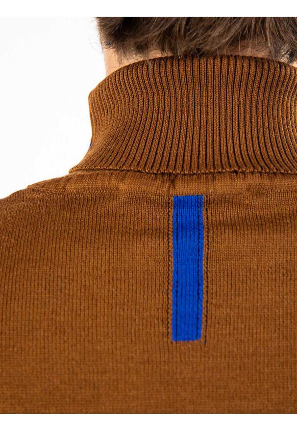 Takeshy Kurosawa Sweter "Turtle Neck" | 83158| Dolcevita Intarsio | Mężczyzna | Brązowy. Okazja: na co dzień. Typ kołnierza: golf. Kolor: brązowy. Materiał: wełna, akryl. Wzór: aplikacja. Styl: casual
