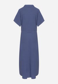 Born2be - Granatowa Sukienka Wiskozowa o Luźnym Koszulowym Kroju Wiązana w Talii Rionella. Kolor: niebieski. Materiał: wiskoza. Długość rękawa: krótki rękaw. Sezon: lato. Typ sukienki: koszulowe. Styl: klasyczny #5