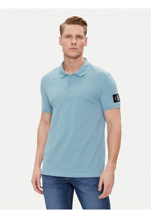 Calvin Klein Jeans Polo J30J323394 Niebieski Regular Fit. Typ kołnierza: polo. Kolor: niebieski. Materiał: bawełna