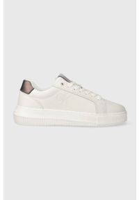 Calvin Klein Jeans sneakersy skórzane CHUNKY CUPSOLE LACEUP LTH WN kolor biały YW0YW01202. Nosek buta: okrągły. Kolor: biały. Materiał: skóra. Obcas: na platformie #1
