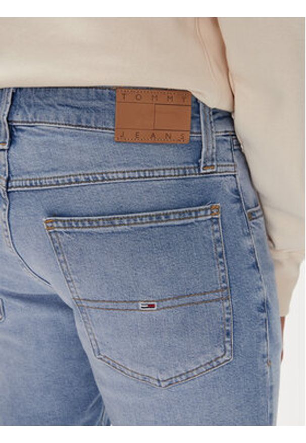 Tommy Jeans Szorty jeansowe Ronnie DM0DM20962 Niebieski Slim Fit. Kolor: niebieski. Materiał: bawełna