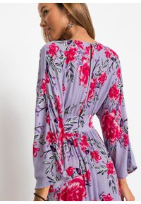 Długa sukienka bonprix kremowy bez w kwiaty. Kolor: fioletowy. Wzór: kwiaty. Styl: elegancki. Długość: maxi #4