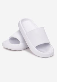 Born2be - Białe Klapki z Pianki o Minimalistycznym Designie Kaseis. Okazja: na plażę, na co dzień. Kolor: biały. Styl: sportowy, casual #3