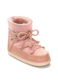 Inuikii - INUIKII - Różowe śniegowce ze skóry. Wysokość cholewki: za kostkę. Nosek buta: okrągły. Kolor: fioletowy, wielokolorowy, różowy. Materiał: skóra. Styl: klasyczny