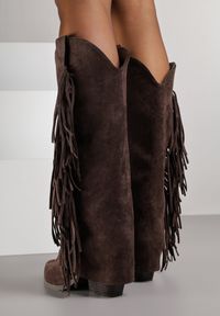 Renee - Ciemnobrązowe Kozaki Kowbojki na Stożku z Cholewką Imitującą Nogawkę z Frędzlami Monettea. Kolor: brązowy. Materiał: jeans. Szerokość cholewki: normalna. Obcas: na stożku #7