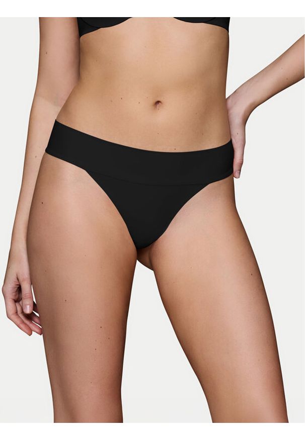Triumph Stringi Make-Up Illusion 10218386 Czarny. Kolor: czarny. Materiał: syntetyk