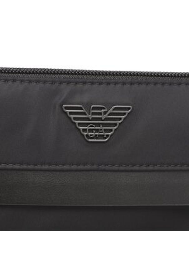 Emporio Armani Saszetka Y4M185 Y217J 80001 Czarny. Kolor: czarny. Materiał: materiał
