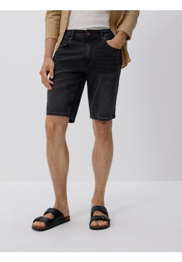 Reserved - Jeansowe szorty slim fit - szary. Kolor: szary. Materiał: jeans