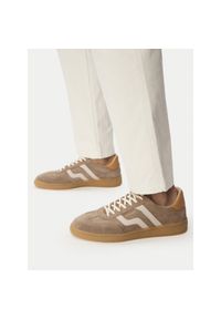 GANT - Sneakersy Gant. Kolor: beżowy #1