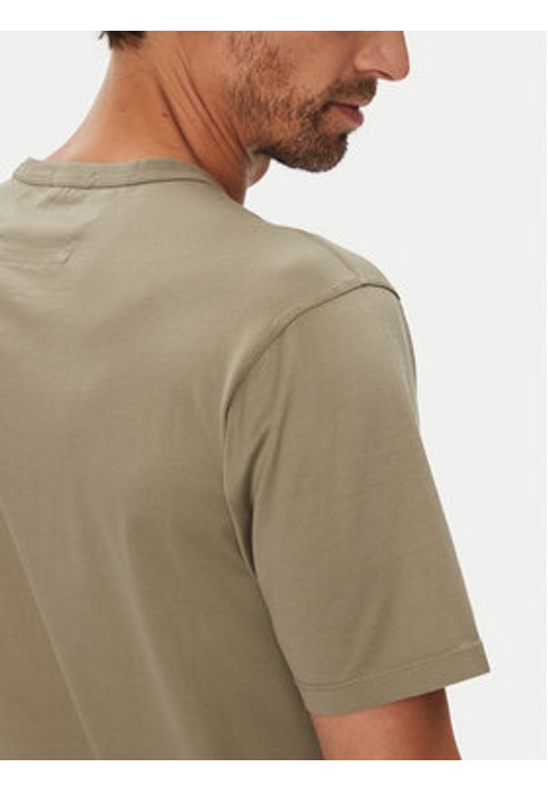C.P. Company T-Shirt 19CMTS132A006374G Szary Regular Fit. Kolor: szary. Materiał: bawełna