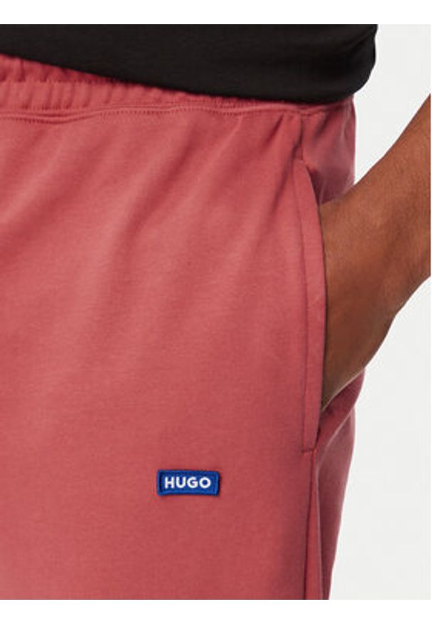Hugo - HUGO Dres Nalonso Nap 50522369 Czerwony Regular Fit. Kolor: czerwony. Materiał: bawełna