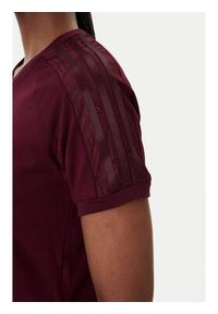 Adidas - adidas T-Shirt Lace Cali KC6453 Bordowy Regular Fit. Kolor: czerwony. Materiał: bawełna #2