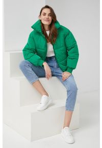 Answear Lab kurtka damska kolor zielony zimowa. Okazja: na co dzień. Kolor: zielony. Sezon: zima. Styl: wakacyjny