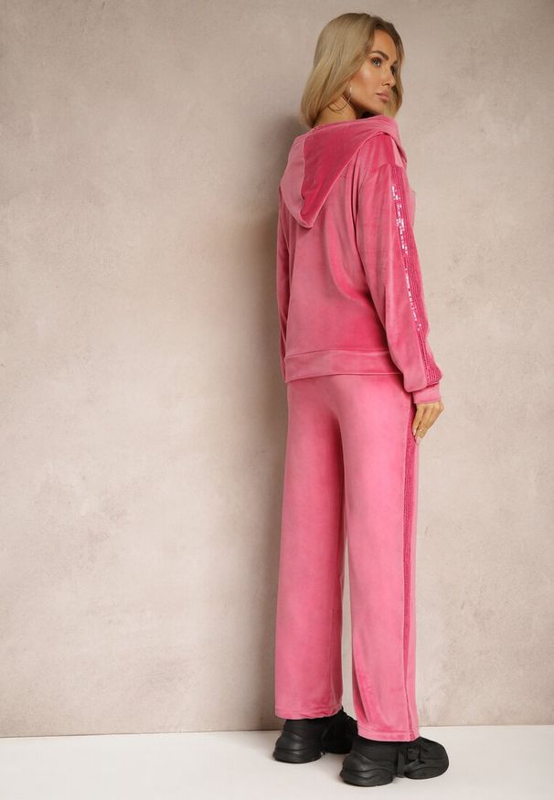 Renee - Fuksjowy Welurowy Komplet Dresowy Bluza z Kapturem i Spodnie Typu Jogger z Lampasem Florira. Kolor: różowy. Materiał: dresówka, welur